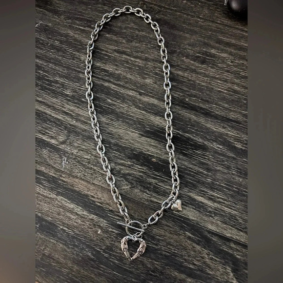 Toggle Hearts  Necklace - Picture 3 of 5